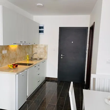 Zivkovic Srebrno Jezero